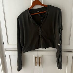 Vuori Dark Green Crop Top